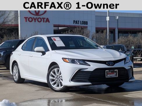 Used 2024 Toyota Camry LE image 2