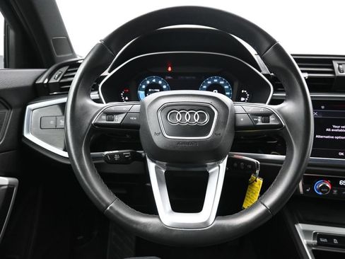 Used 2025 Audi Q3 2.0T Premium AWD/4WD image 4