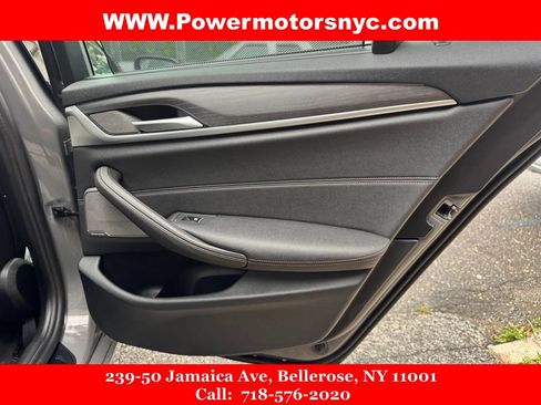 Used 2021 BMW 530i xDrive w/ Executive Package AWD/4WD image 28