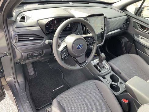 Certified 2025 Subaru Forester Premium w/ Convenience Package #2 image 17