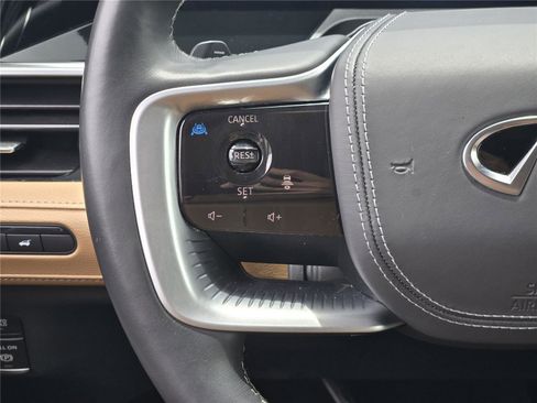 Used 2025 INFINITI QX80 Sensory AWD/4WD image 26