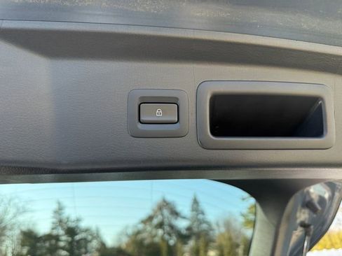 Used 2023 MAZDA CX-30 AWD 2.5 S w/ Preferred Package image 35