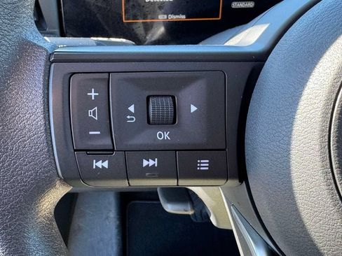 Certified 2025 Nissan Kicks SV FWD image 20