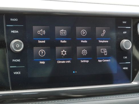 Used 2023 Volkswagen Taos SEL AWD/4WD image 23