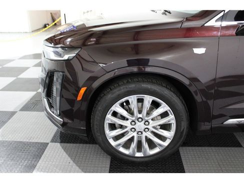 Used 2020 Cadillac XT6 Premium Luxury w/ LPO, Floor Liner Package image 9