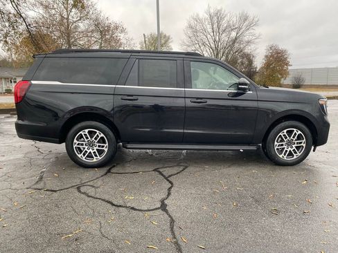 New 2026 Ford Expedition Max Active image 8