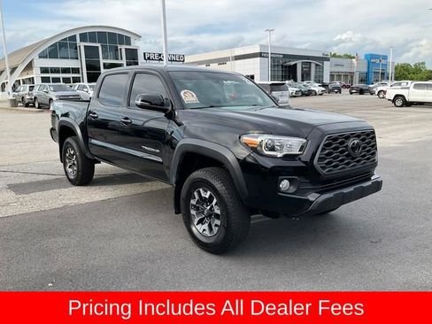 Used 2023 Toyota Tacoma TRD Off-Road w/ Technology Package RWD image 3