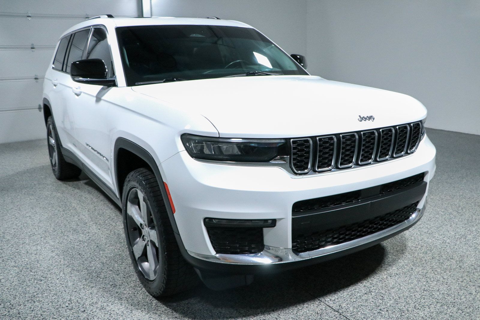 Used 2021 Jeep Grand Cherokee L Limited RWD image 5