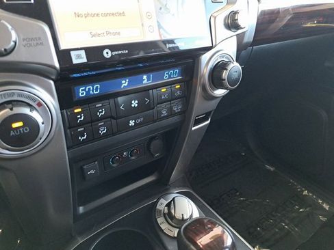 Used 2023 Toyota 4Runner Limited image 11