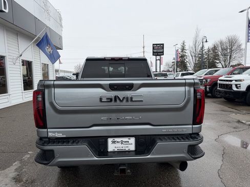 Certified 2024 GMC Sierra 2500 Denali Ultimate image 6