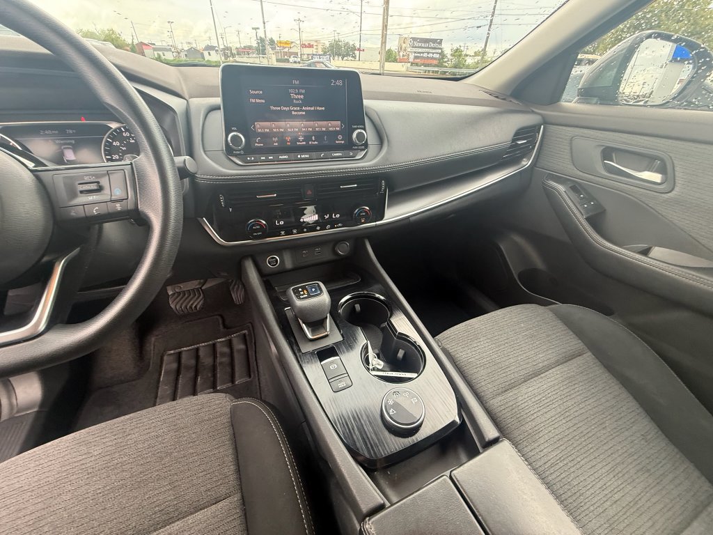 Used 2021 Nissan Rogue SV AWD/4WD image 15