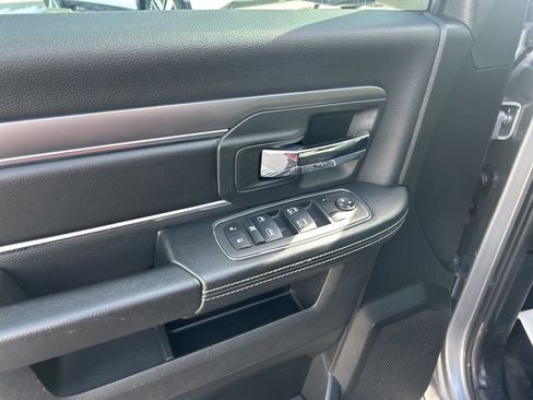 Used 2022 RAM 1500 Classic Warlock w/ Technology Package I image 9