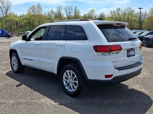 Used 2021 Jeep Grand Cherokee Laredo AWD/4WD image 8