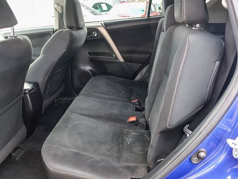 Used 2014 Toyota RAV4 XLE image 21