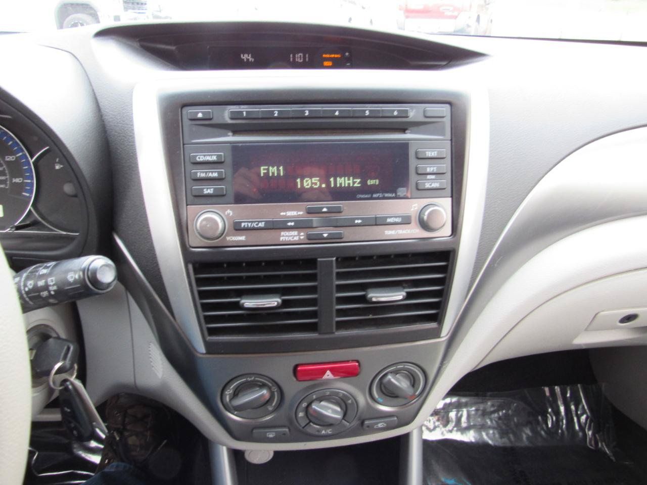 Used 2012 Subaru Forester 2.5X w/ Popular Pkg 3 AWD/4WD image 17
