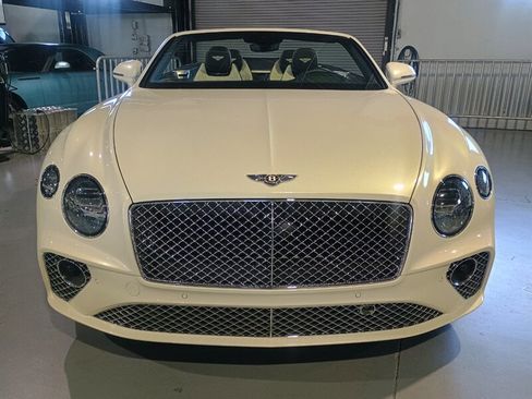 Used 2020 Bentley Continental GTC image 9