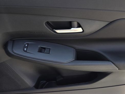 New 2027 Nissan Sentra SV w/ Floor Mat Package FWD image 8