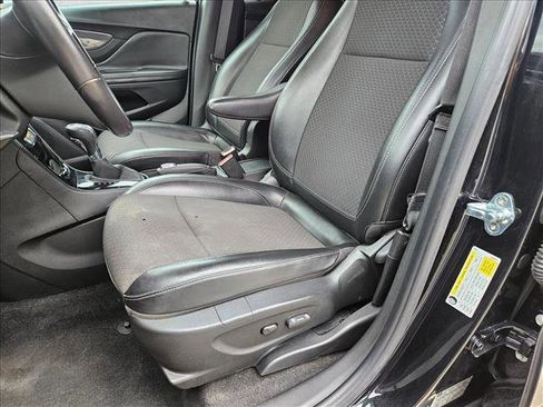 Used 2020 Buick Encore Preferred image 15