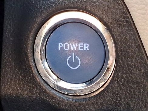 Used 2021 Toyota RAV4 XLE image 23