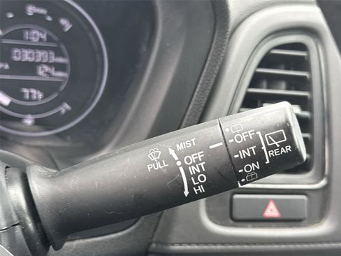 Used 2021 Honda HR-V Sport image 22