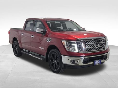 Used 2017 Nissan Titan SL AWD/4WD image 17