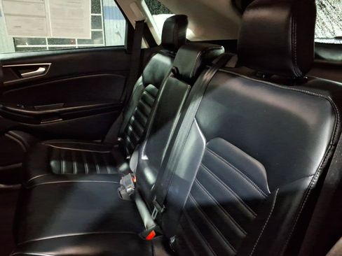 Used 2024 Ford Edge SEL AWD/4WD image 11