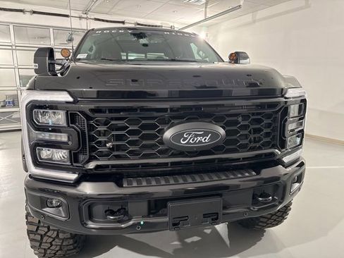 New 2026 Ford F250 Lariat w/ Black Appearance Package AWD/4WD image 2