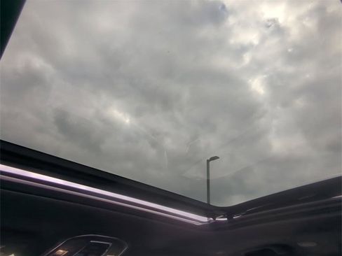 Used 2024 Jeep Grand Cherokee Limited 4xe image 23