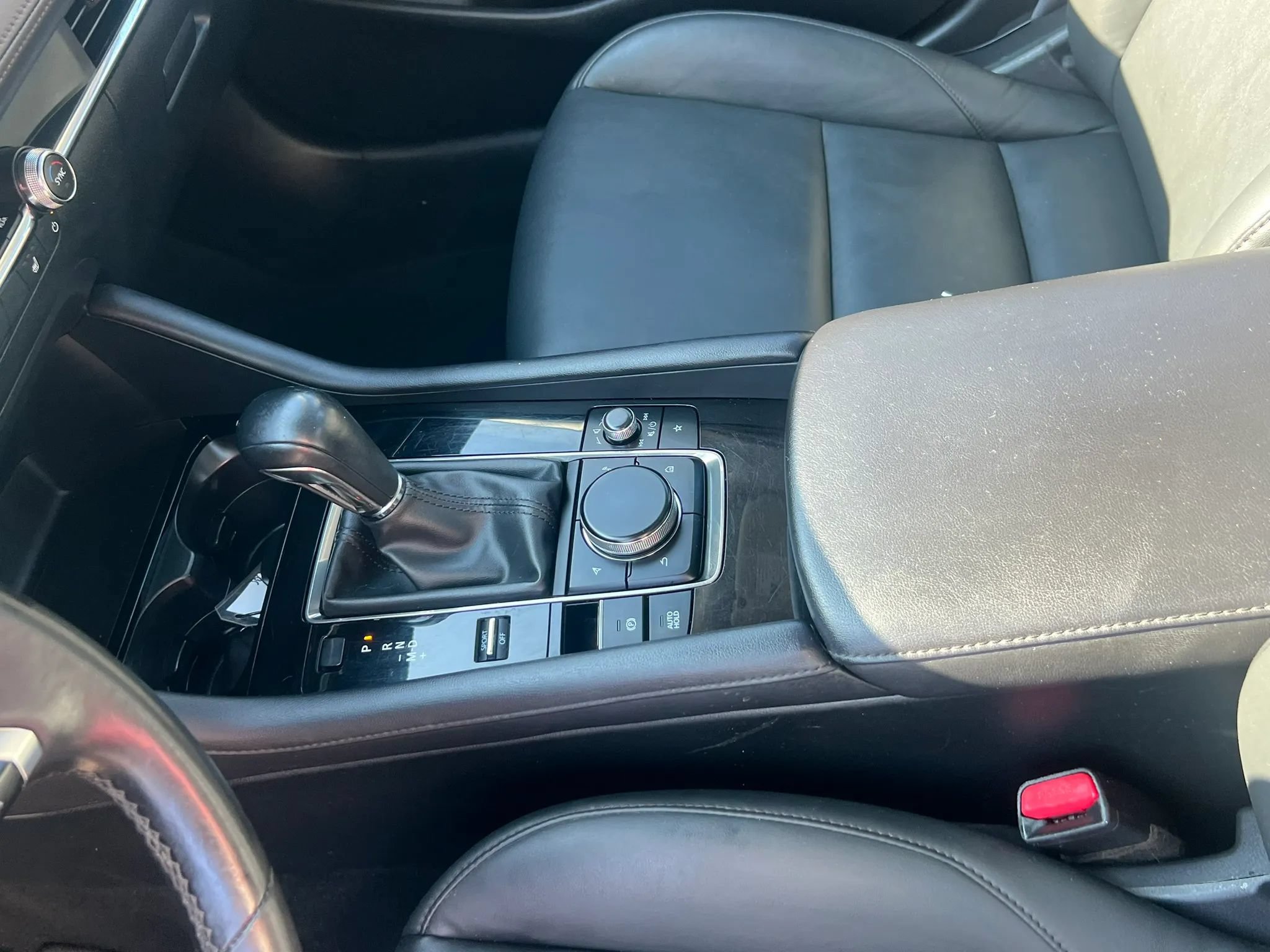 Used 2024 MAZDA MAZDA3 s FWD image 14