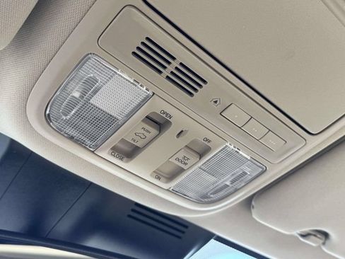 Used 2021 Honda CR-V EX-L image 10