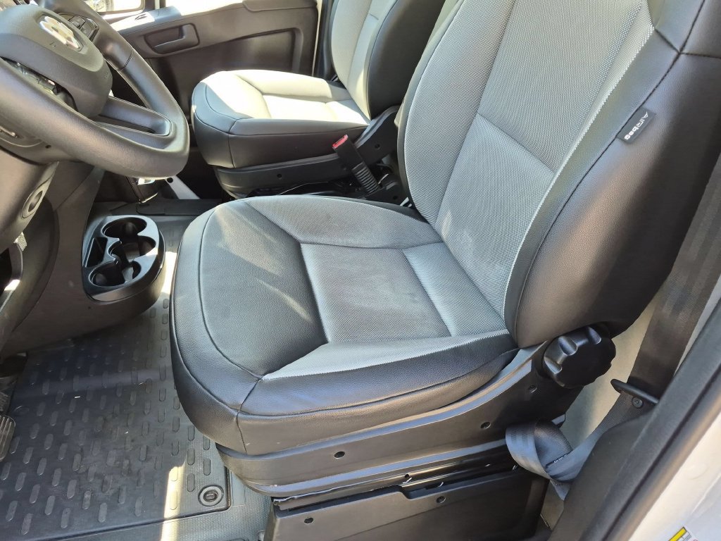 Used 2025 RAM ProMaster 2500 w/ Convenience Group FWD image 20
