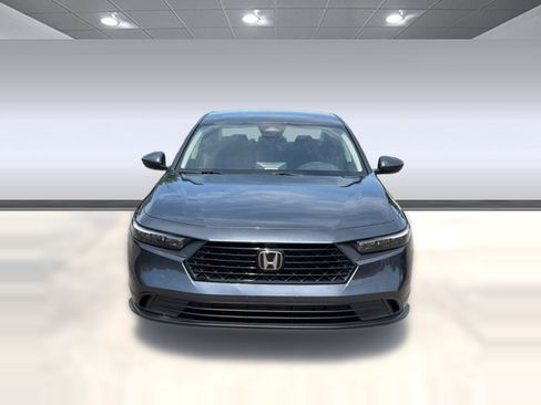 Used 2025 Honda Accord LX image 6