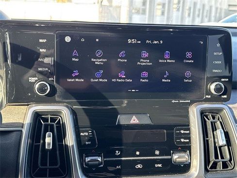 Used 2023 Kia Sorento X-Line EX image 17