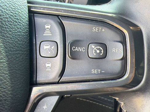 Used 2021 RAM 1500 Limited AWD/4WD image 23