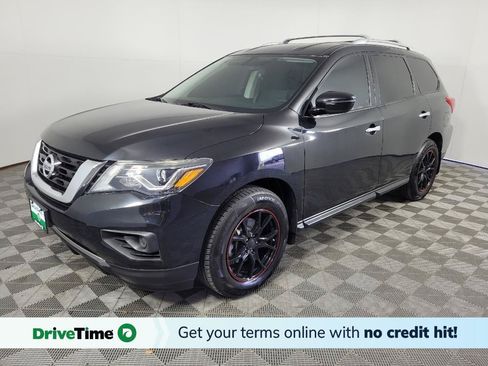 Used 2019 Nissan Pathfinder S FWD image 1