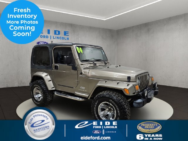 Used 2004 Jeep Wrangler 4WD w/ Dual Top Group image 1