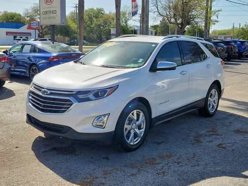 Used 2020 Chevrolet Equinox Premier image 3