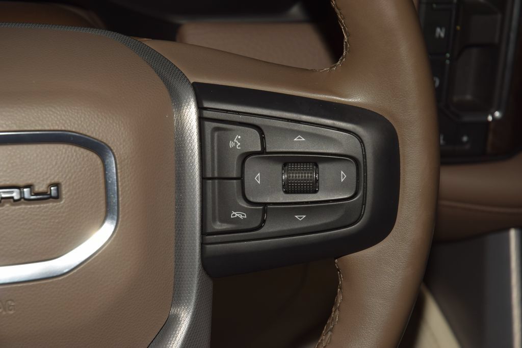Used 2024 GMC Yukon Denali AWD/4WD image 41