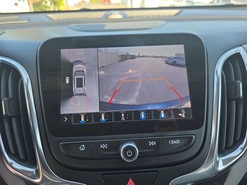 Used 2021 Chevrolet Equinox Premier FWD image 23