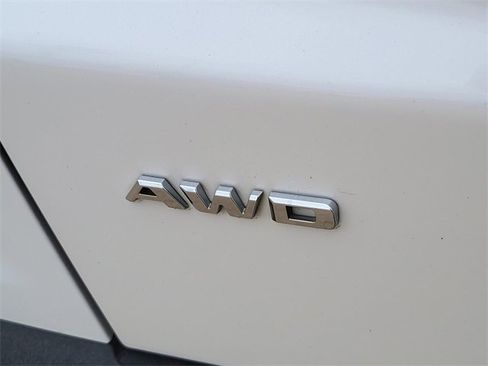 Used 2023 Cadillac XT5 Sportv image 5