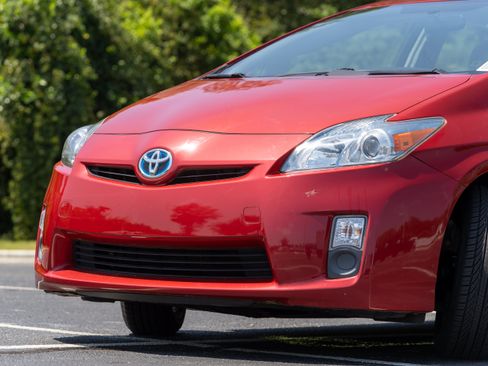 Used 2010 Toyota Prius Two FWD image 32