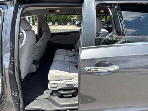 Used 2020 Honda Odyssey EX image 4