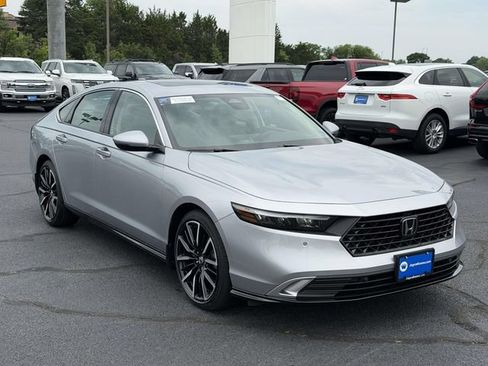 Certified 2025 Honda Accord Touring image 1