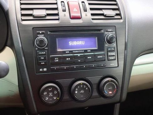 Used 2014 Subaru Crosstrek 2.0i Premium w/ Moonroof Package image 18