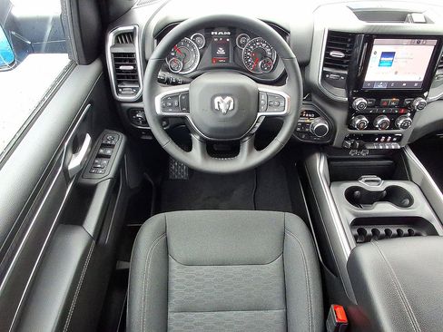 Used 2025 RAM 1500 Big Horn AWD/4WD image 27