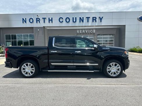 Used 2024 Chevrolet Silverado 1500 High Country w/ High Country Premium Package AWD/4WD image 1
