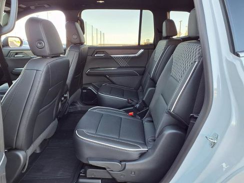 New 2026 GMC Acadia Denali w/ Super Cruise Package image 20