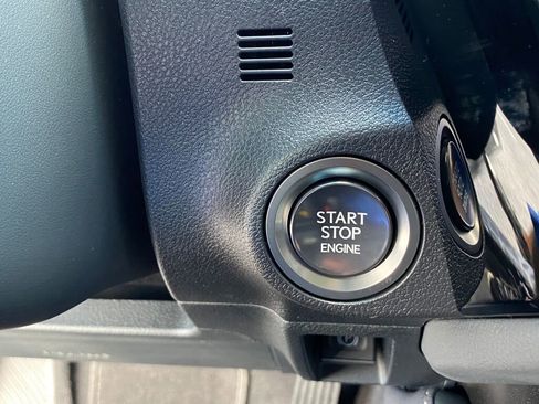 New 2025 Lexus ES 300h w/ Luxury Package image 10