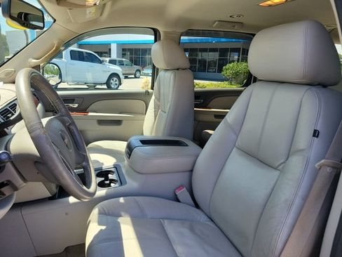 Used 2012 GMC Yukon XL SLT w/ SLT-2 Equipment Package RWD image 23
