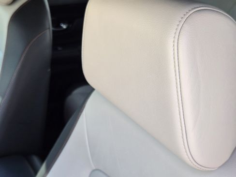 Used 2024 Honda CR-V Sport Touring image 11